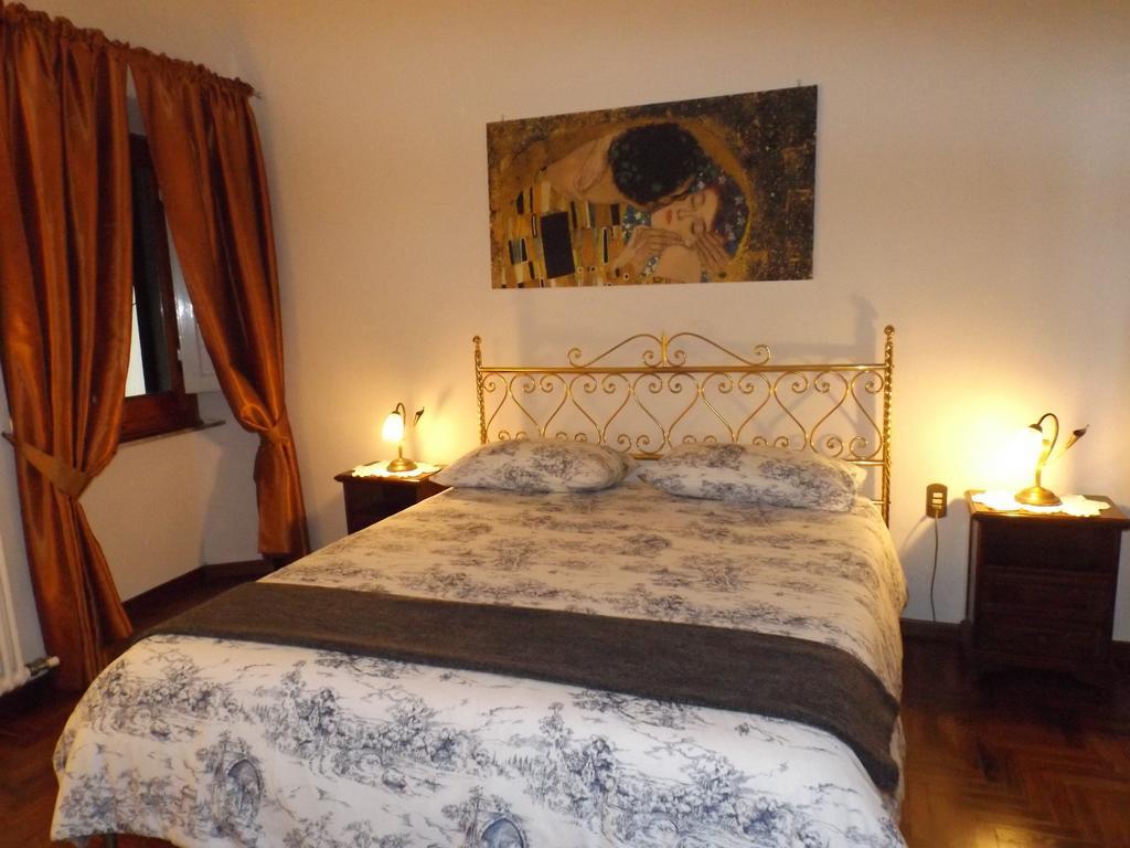 Casa Vacanze Le Piagge Di Scappini Simona Montelupo Fiorentino Room photo